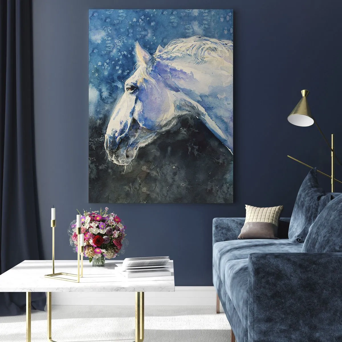 Impression sur verre - Image sur verre - Portrait d'un cheval dans des tons de bleu avec un effet aquarelle pictural. - 80x120cm - Portrait dans une lueur azur - Décoration murale moderne pour le salon et la chambre ARTTOR