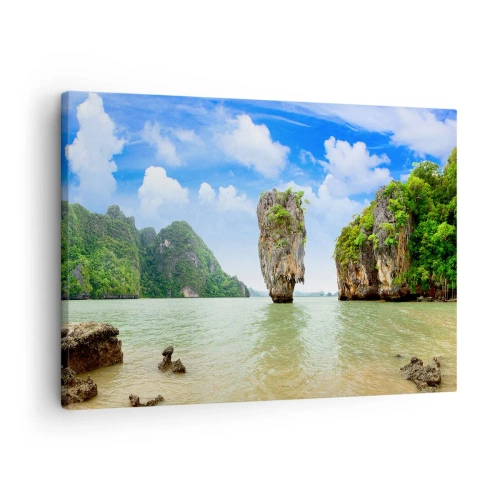 Impression sur toile - Image sur toile - Une formation rocheuse exotique entourée d'eau et de verdure sous un ciel bleu. - 70x50cm - Merveilles rocheuses de la nature - Décoration murale moderne pour le salon et la chambre ARTTOR