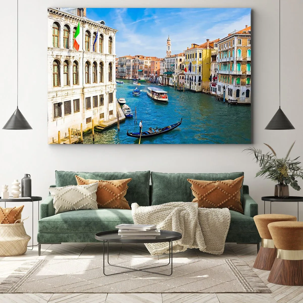 Impression sur toile - Image sur toile - Un canal vénitien avec une gondole et des bâtiments colorés - 70x50cm - Trafic de rue unique au monde - Décoration murale moderne pour le salon et la chambre ARTTOR