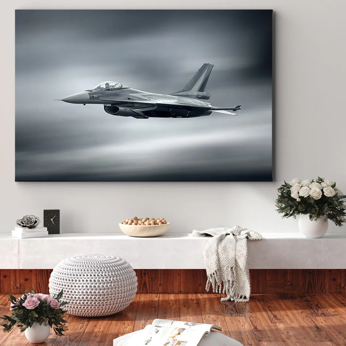 Impression sur toile - Image sur toile - Un avion de chasse en vol contre un ciel nuageux - 120x80cm - Acceptez-vous le défi? - Décoration murale moderne pour le salon et la chambre ARTTOR