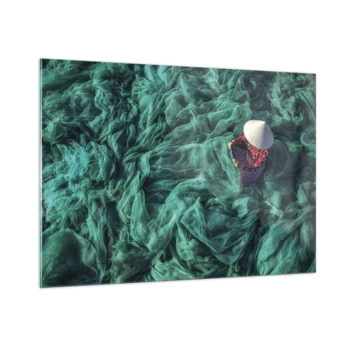 Impression sur verre - Image sur verre - Une femme portant un chapeau traditionnel réparant des filets - 100x70cm - Dans une mer de filet - Décoration murale moderne pour le salon et la chambre ARTTOR