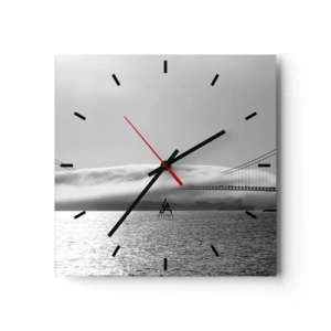 Horloge murale - Pendule murale - Un pont sur l'eau enveloppé de brouillard dans une photo en noir et blanc - 30x30cm - Naviguez à travers les Portes des Étoiles - Décoration murale moderne pour le salon et la chambre ARTTOR