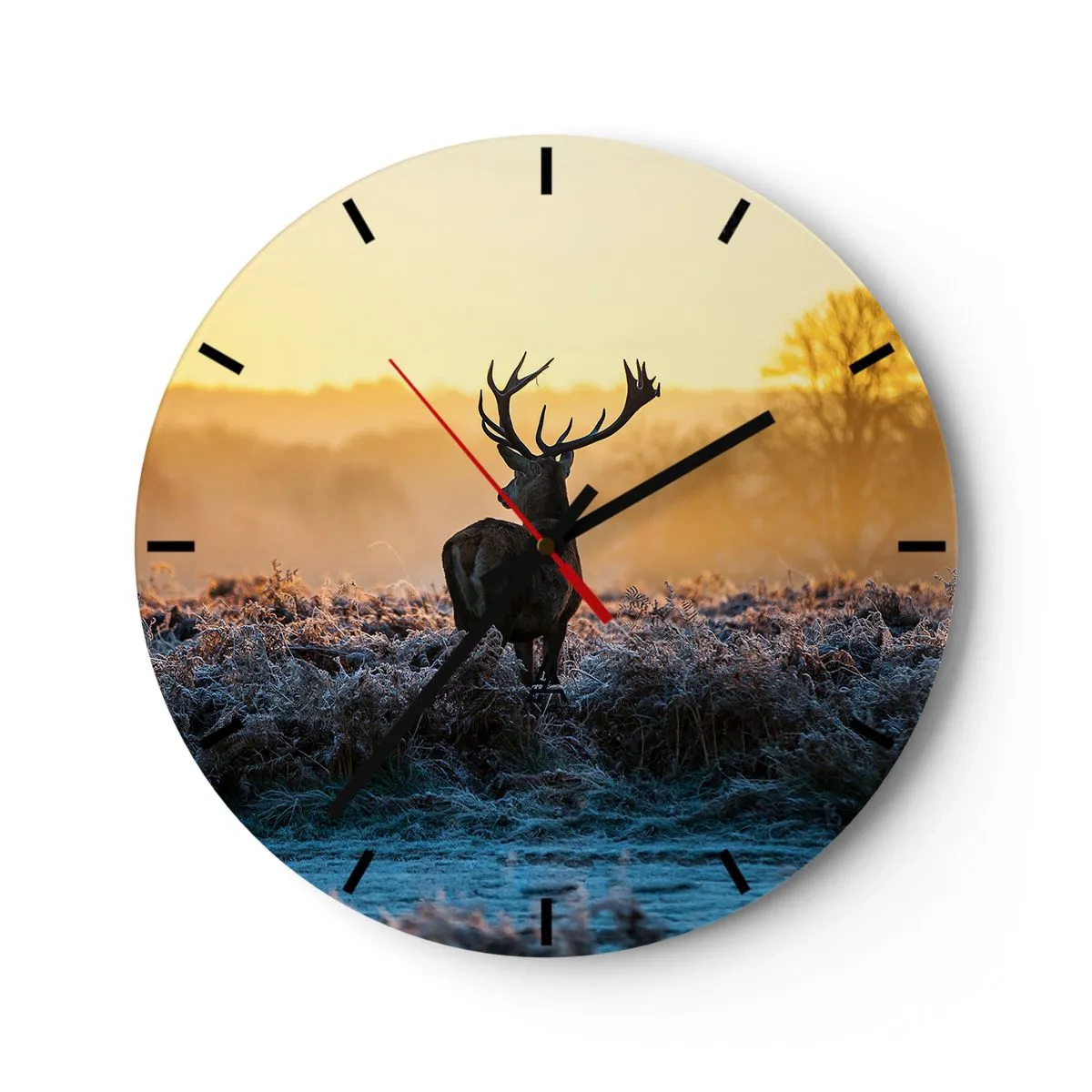 Horloge murale - Pendule murale - Un cerf dans un champ par un matin glacial avec un ciel orange - 30x30cm - Couronné pour sa succession - Décoration murale moderne pour le salon, la cuisine et la chambre ARTTOR