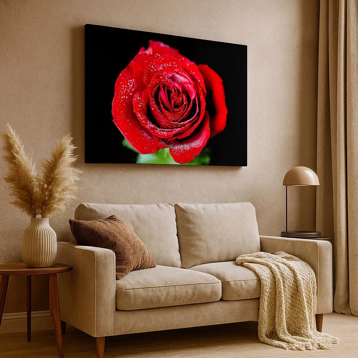 Impression sur toile - Image sur toile - Une rose rouge couverte de gouttes de rosée sur fond noir. - 70x50cm - C'est ça l'amour - Décoration murale moderne pour le salon et la chambre ARTTOR