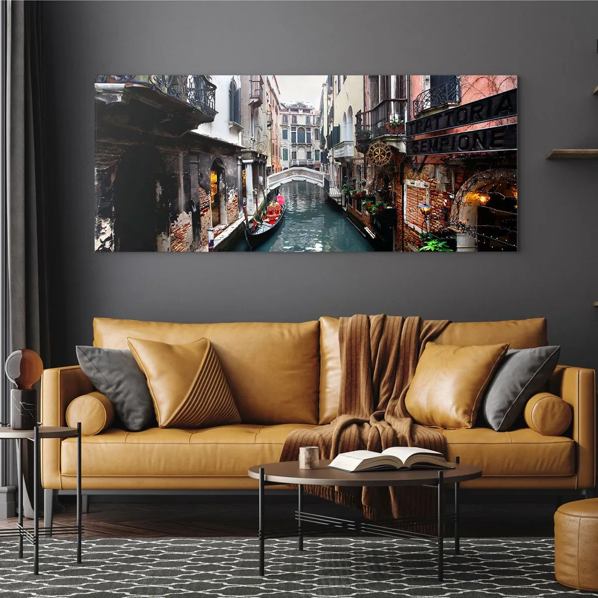 Impression sur verre - Image sur verre - Un canal à Venise avec une gondole et des bâtiments historiques - 160x50cm - Paysage vénitien avec une gondole et un pont - Décoration murale moderne pour le salon et la chambre ARTTOR