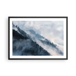 Affiche dans un cadre noir - Poster - Le brouillard plane sur les flancs boisés des montagnes dans un paysage mystérieux - 70x50cm - Mysticisme des montagnes - Décoration murale moderne pour le salon et la chambre ARTTOR