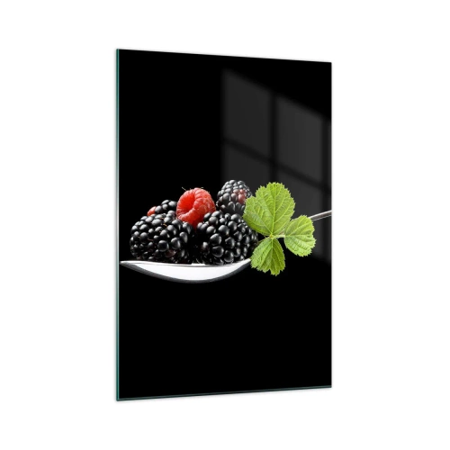 Impression sur verre - Image sur verre - Mûres et framboises sur une cuillère avec une feuille sur fond noir - 70x100cm - Le goût de la fraîcheur - Décoration murale moderne pour le salon et la chambre ARTTOR