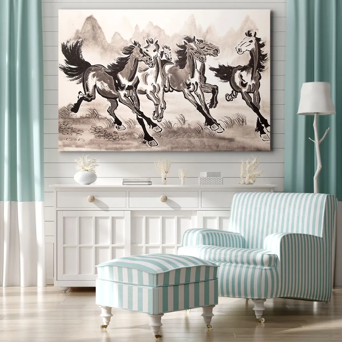 Impression sur toile - Image sur toile - Graphiques dynamiques de chevaux au galop dans un style oriental - 70x50cm - Dans un joyeux galop - Décoration murale moderne pour le salon et la chambre ARTTOR