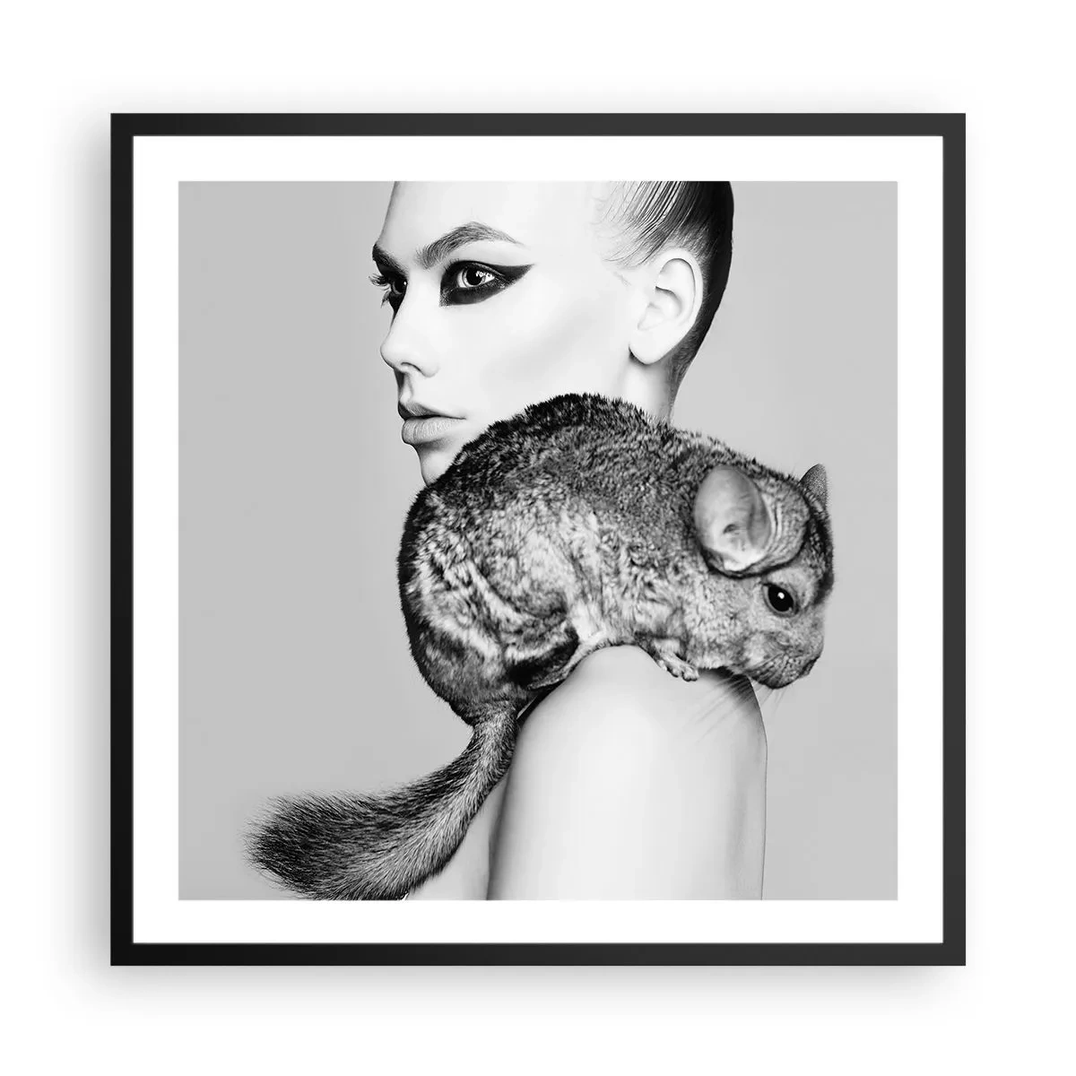 Affiche dans un cadre noir - Poster - Dame au chinchilla - 60x60 cm