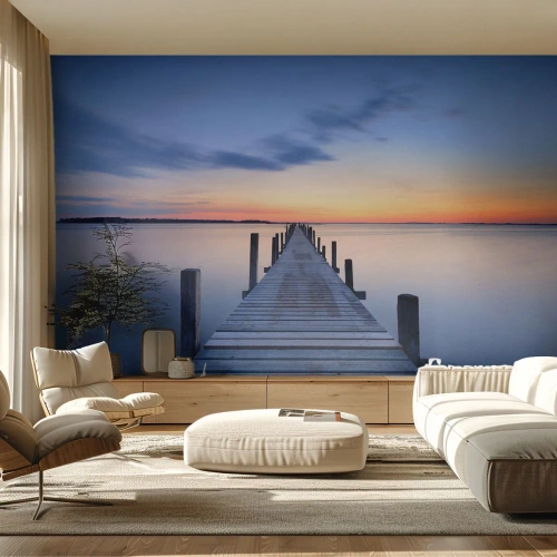 Papier Peint Photo Premium Sand - Le calme d'un crépuscule serein - Paysage, Baie, Pont de bois - 300x210 cm