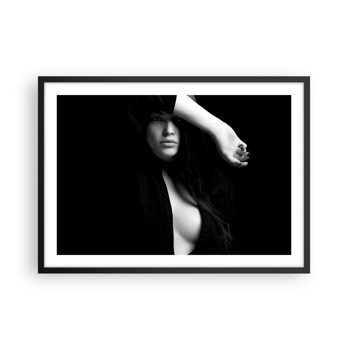 Affiche dans un cadre noir - Poster - Portrait élégant d'une femme en noir et blanc - 70x50cm - École de séduction - Décoration murale moderne pour le salon et la chambre ARTTOR