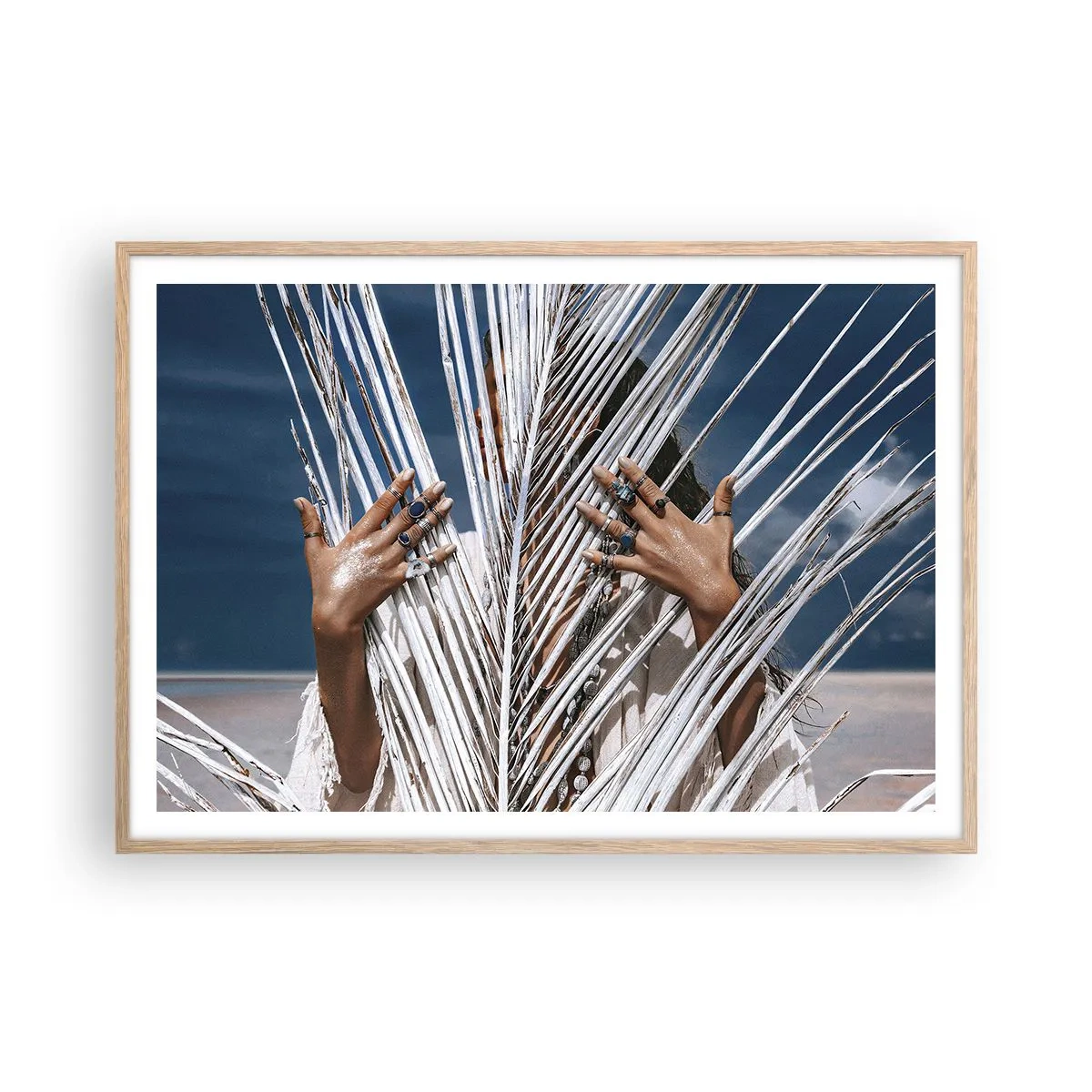 Affiche dans un chêne clair - Poster - Fille de chaman ? - 100x70 cm