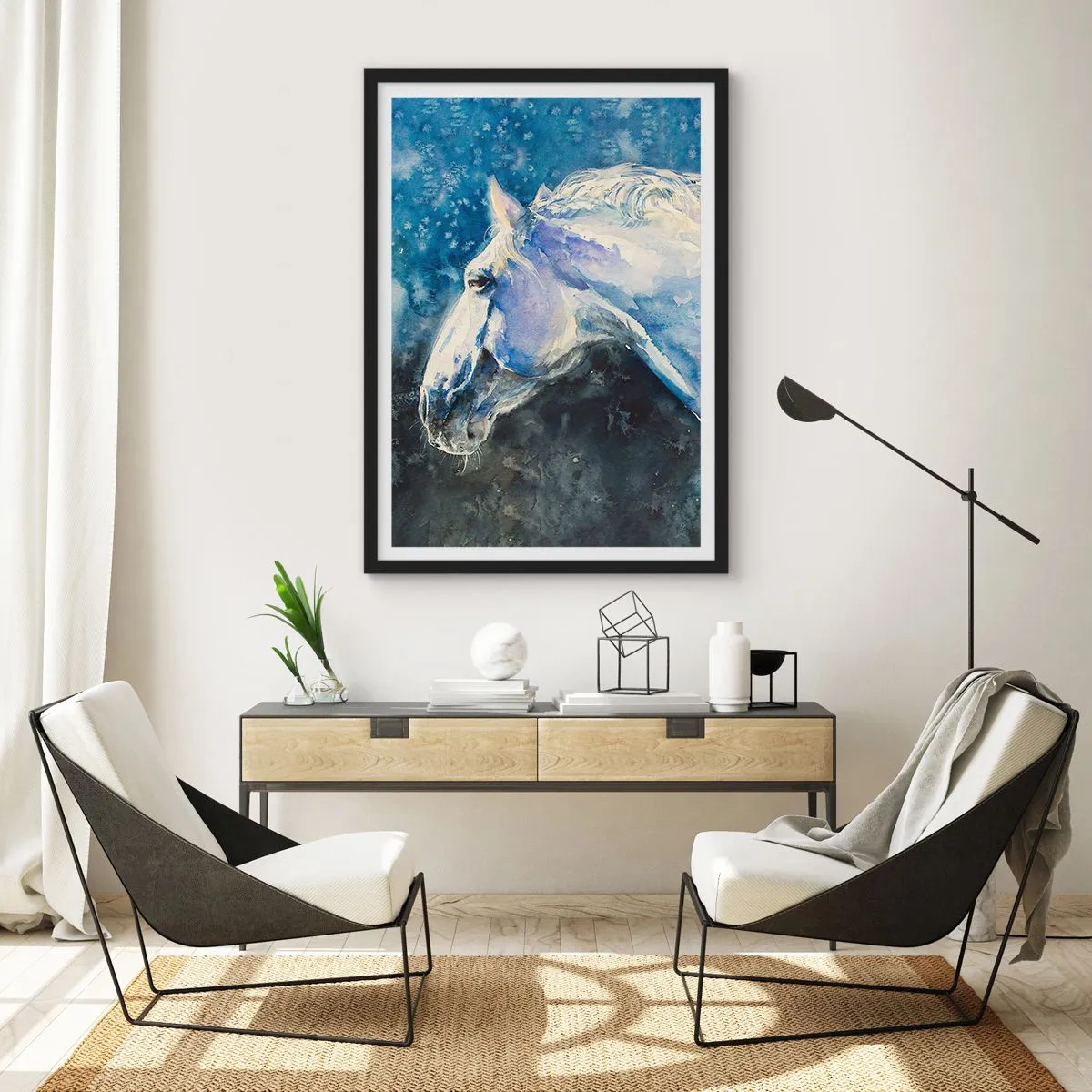 Affiche dans un cadre noir - Poster - Portrait d'un cheval dans des tons bleus à l'aquarelle - 50x70cm - Portrait dans une lueur azur - Décoration murale moderne pour le salon et la chambre ARTTOR