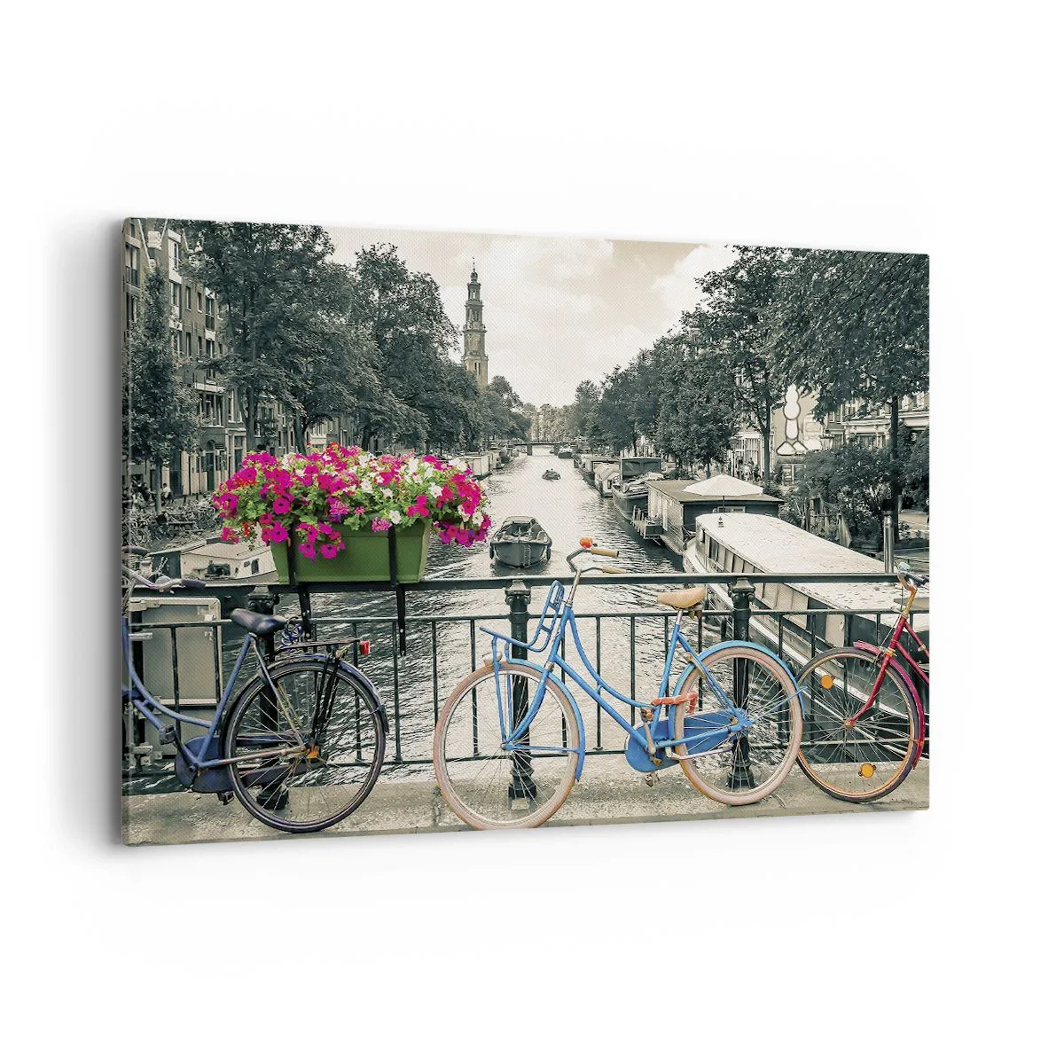 Impression sur toile - Image sur toile - Un pont avec des vélos et des fleurs sur un canal à Amsterdam - 120x80cm - Couleurs de rue d'Amsterdam - Décoration murale moderne pour le salon et la chambre ARTTOR