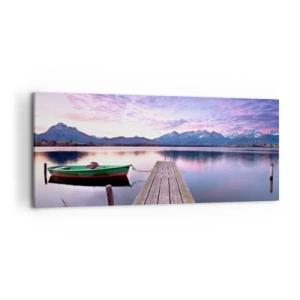 Impression sur toile - Image sur toile - Une jetée en bois avec un bateau sur un lac entouré de montagnes au coucher du soleil - 120x50cm - Silence amical - Décoration murale moderne pour le salon et la chambre ARTTOR