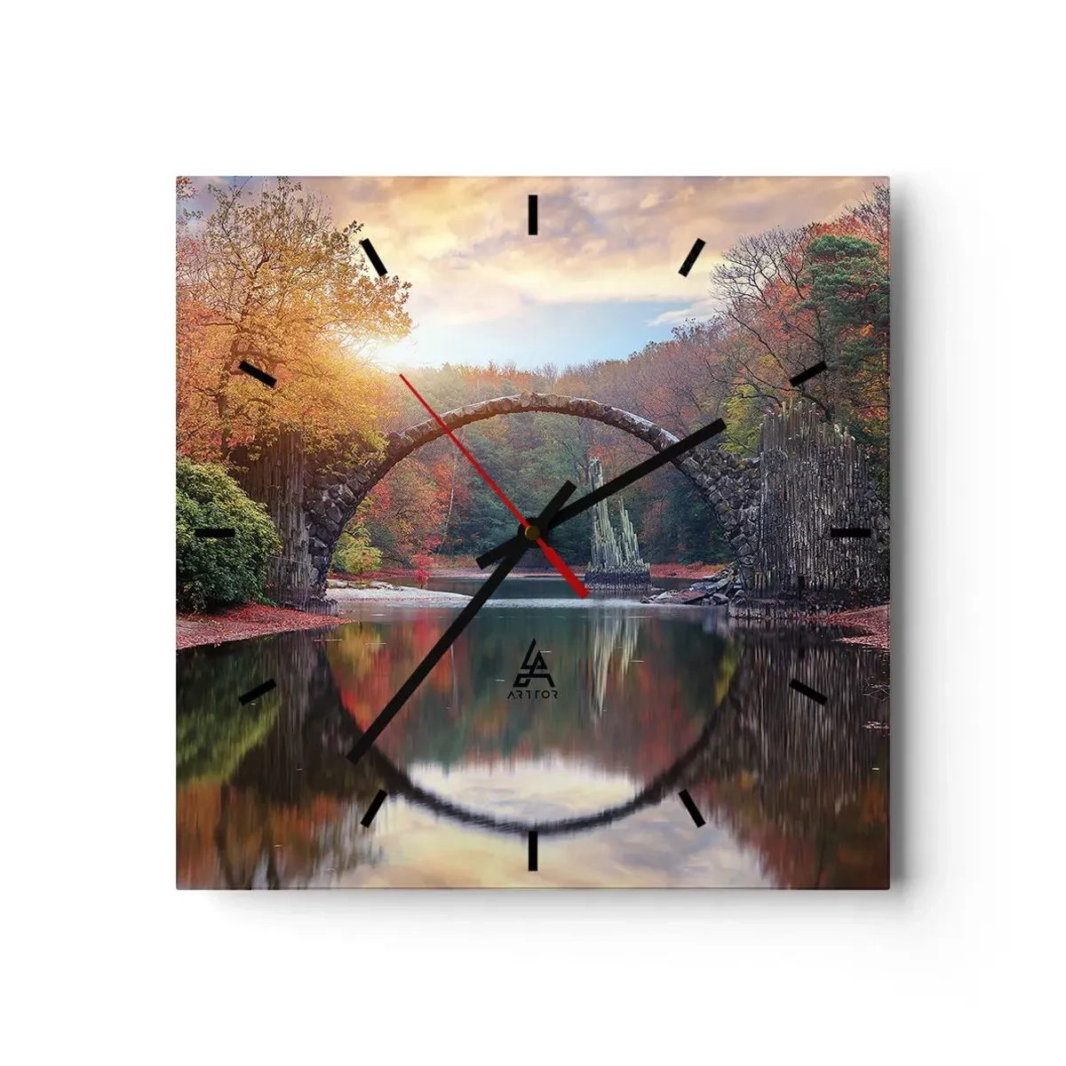 Horloge murale - Pendule murale - Un pont de pierre dans un paysage d'automne sur une eau calme - 30x30cm - De l'autre cote du miroir - Décoration murale moderne pour le salon et la chambre ARTTOR