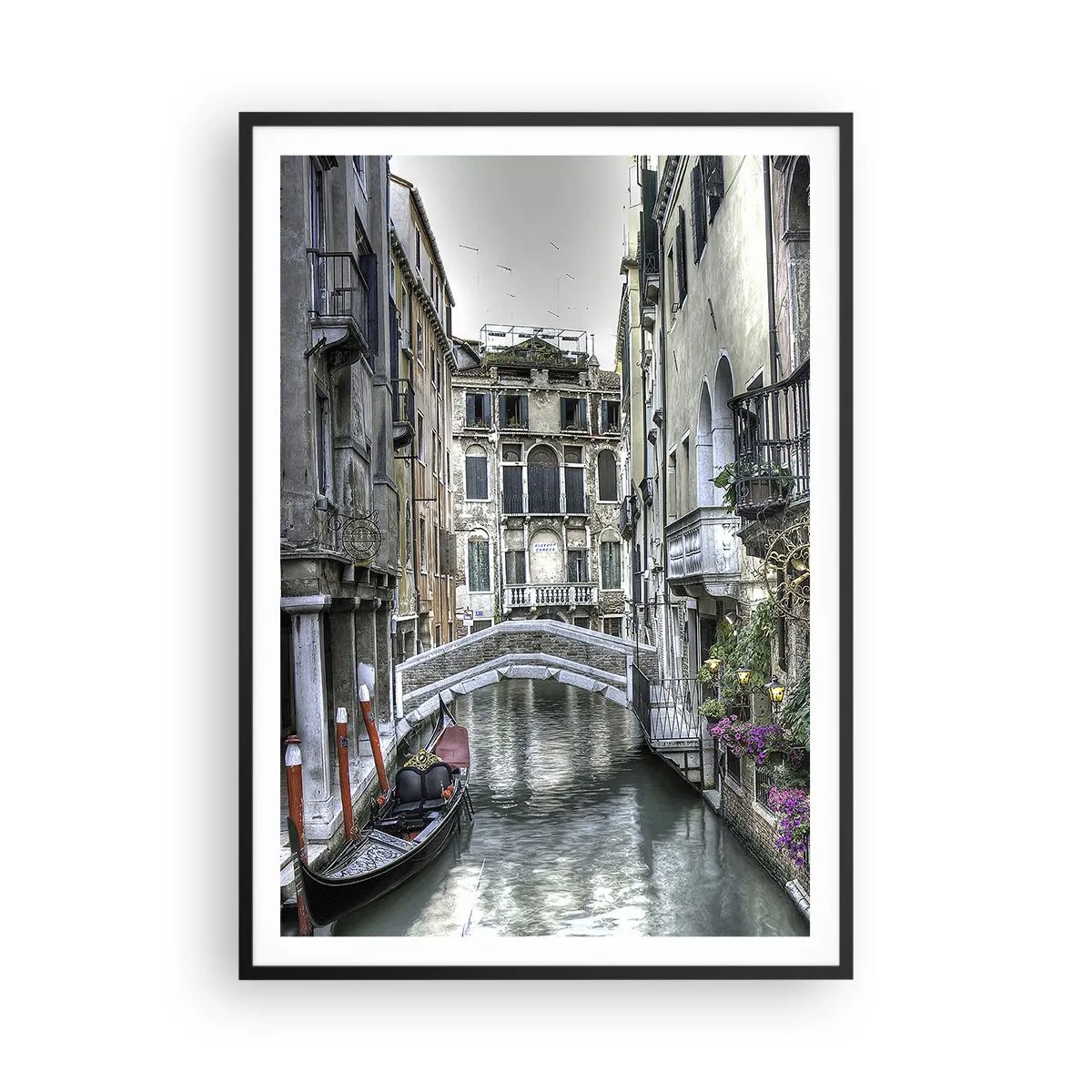 Affiche dans un cadre noir - Poster - Pendant des siècles dans une réflexion silencieuse - 70x100 cm