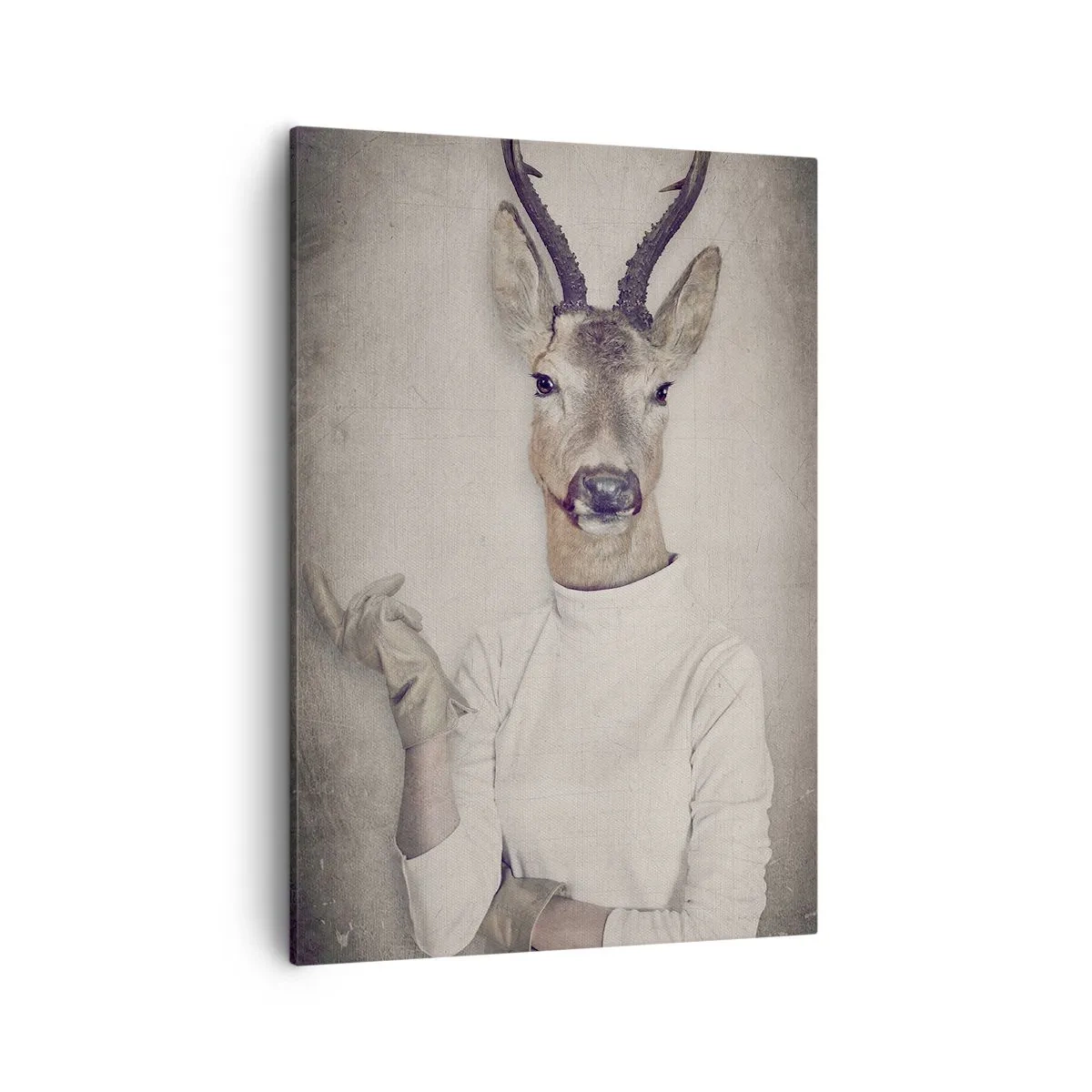 Impression sur toile - Image sur toile - Un triptyque avec des figures animales en vêtements humains sur un fond artistique - 50x70cm - Laissons parler les gestes - Décoration murale moderne pour le salon et la chambre ARTTOR