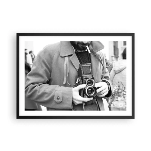 Affiche dans un cadre noir - Poster - Photo en noir et blanc d'un homme avec un appareil photo rétro - 70x50cm - Dans un style rétro - Décoration murale moderne pour le salon et la chambre ARTTOR